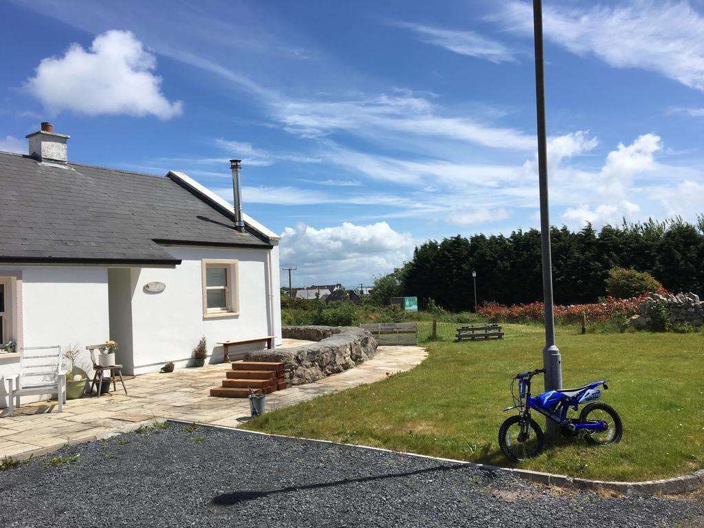 Galway Coast Cottages Bearna Esterno foto